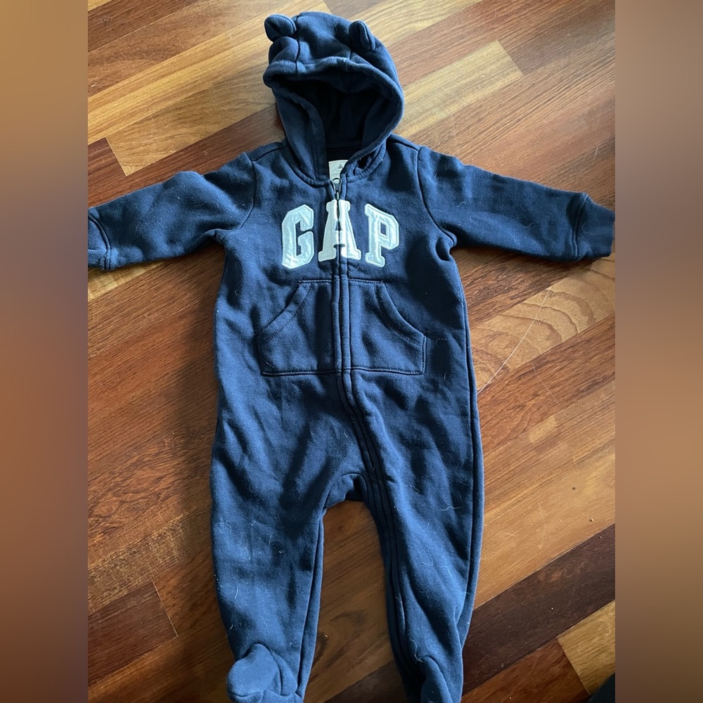 Baby gap first favorites hooded sweatshirt onesie 3-6 months